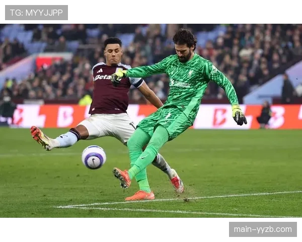 西甲联盟宣布试行新规，下赛季起将对严重浪费比赛时间的行为出示蓝牌