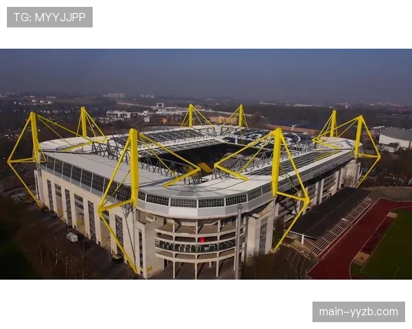 多特蒙德主场伊杜纳信号公园球场启动2026年夏季翻新计划，将增建2000个座位