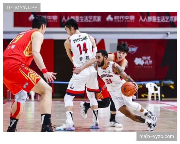 更衣室通讯:击败王牌后,梦想队更衣室充满活力,主帅称赞团队防守执行力 更衣室通讯:击败王牌后,梦想队更衣室充满活力,主帅称赞团队防守执行力